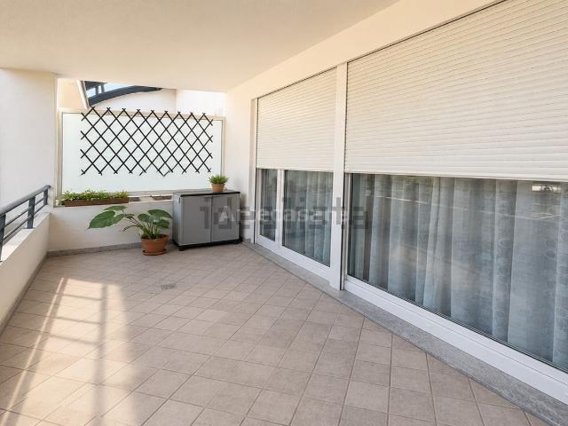 Appartamento in affitto di 90 m² in Via Montello, 10