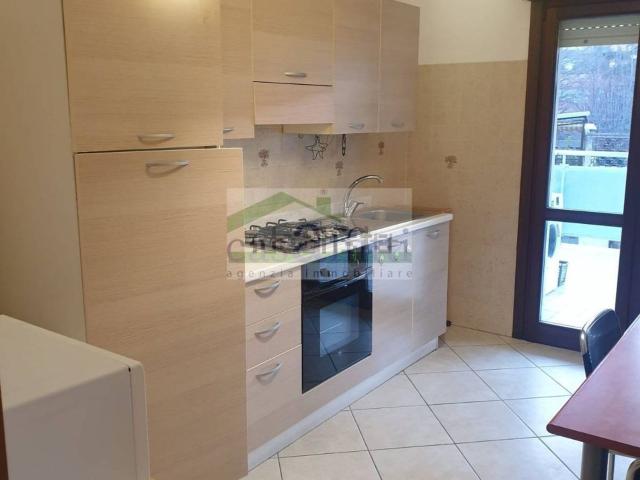 Appartamento in affitto di 90 m² in Via Pasquale de Virgiliis