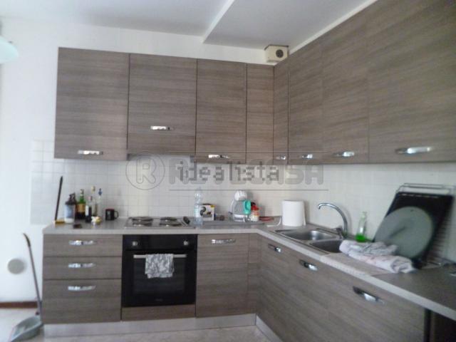 Appartamento in affitto di 90 m² in Via Pesa, 1