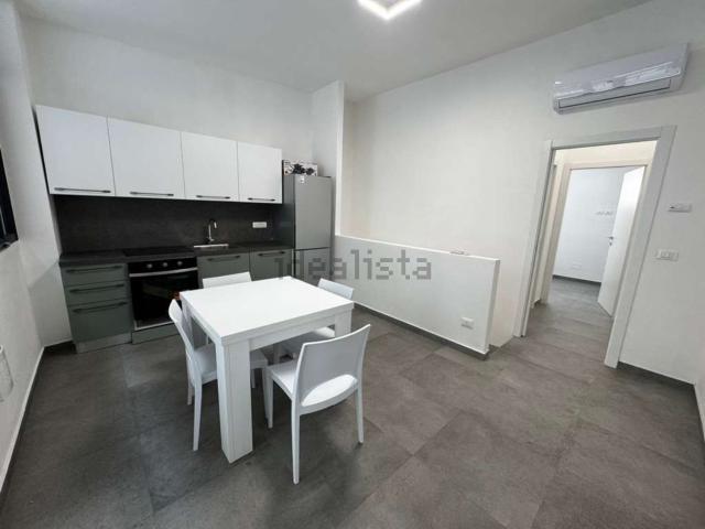 Appartamento in affitto di 90 m² in Via Pier Dionigi Pinelli, 34