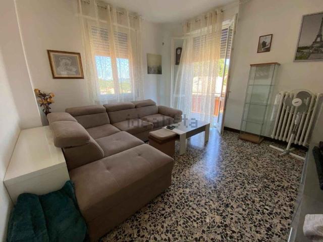 Appartamento in affitto di 90 m² in Via Roma