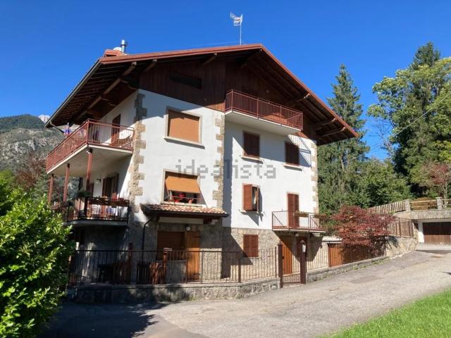 Appartamento in affitto di 90 m² in Via San F. Cabrini, 12