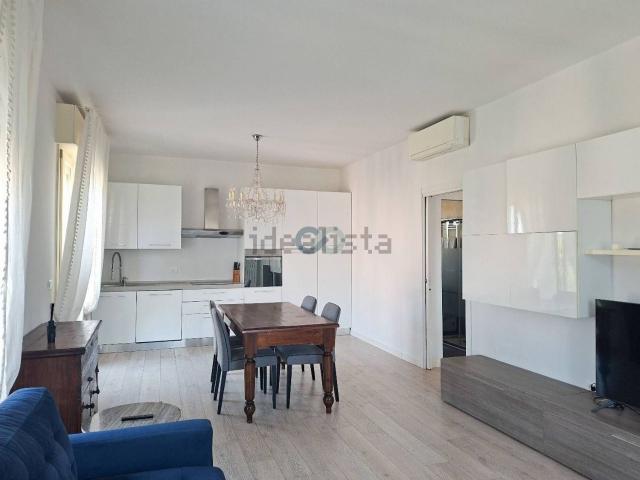 Appartamento in affitto di 90 m² in Via Salvello