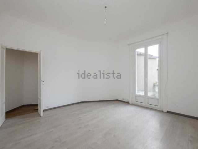 Appartamento in affitto di 90 m² in Via Sardegna, 37