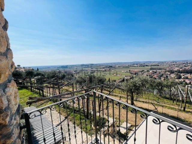 Appartamento in affitto di 90 m² in Via semonte