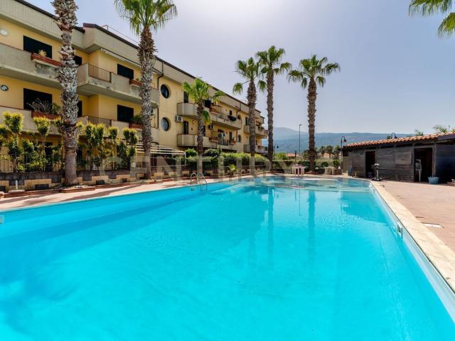 Appartamento in affitto di 90 m² in Via Spiaggia, 39