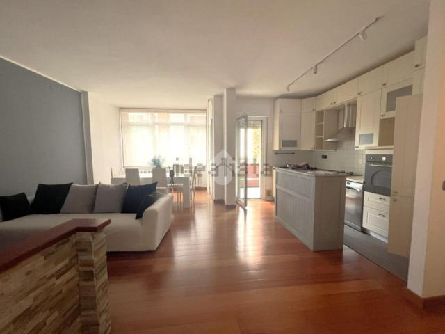 Appartamento in affitto di 90 m² in Viale Nino Bixio