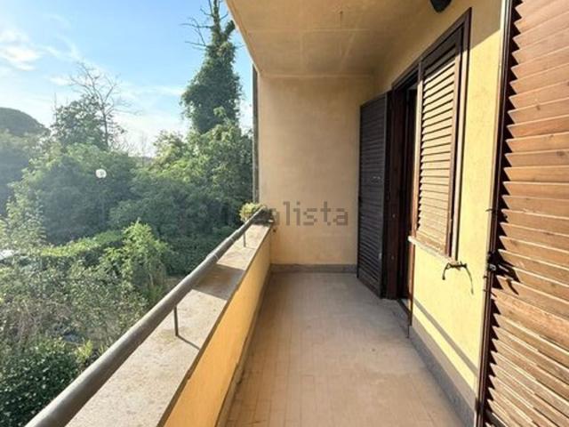 Appartamento in affitto di 90 m² in Viale Laura, 52