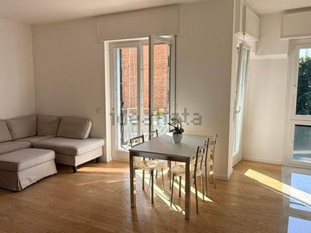 Appartamento in affitto di 90 m² in Viale Lodovico Scarampo, 41