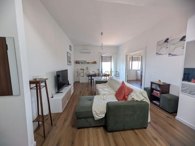 Appartamento in affitto di 90 m² in Viale Pietro Nenni, 34