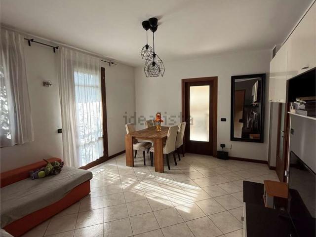 Appartamento in affitto di 90 m²