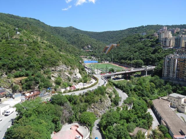 Appartamento in affitto di 91 m² in Via Taranto, 8