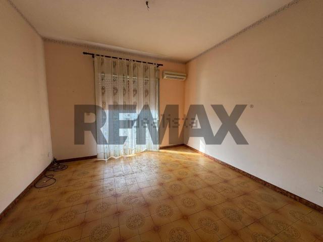 Appartamento in affitto di 91 m² in Via Umberto, 24