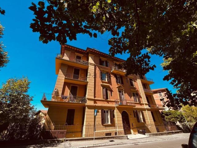 Appartamento in affitto di 91 m² in Via XX Settembre