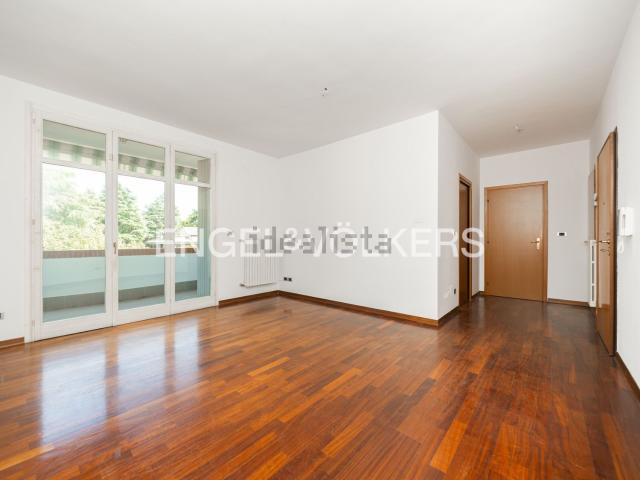 Appartamento in affitto di 91 m² in Via Giuseppe Atti