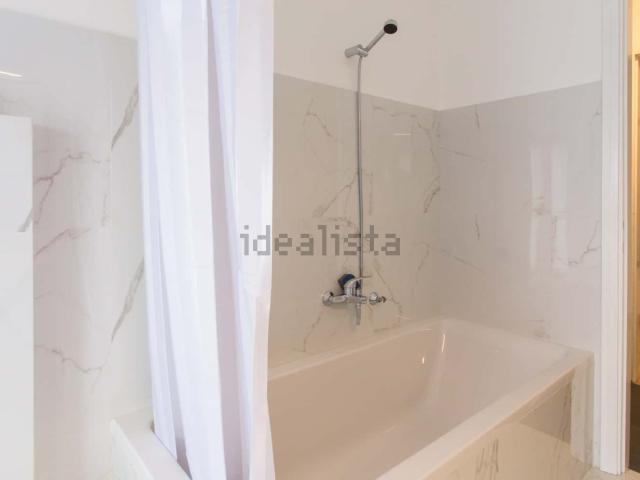 Appartamento in affitto di 91 m² in Via Pellegrino Rossi, 13