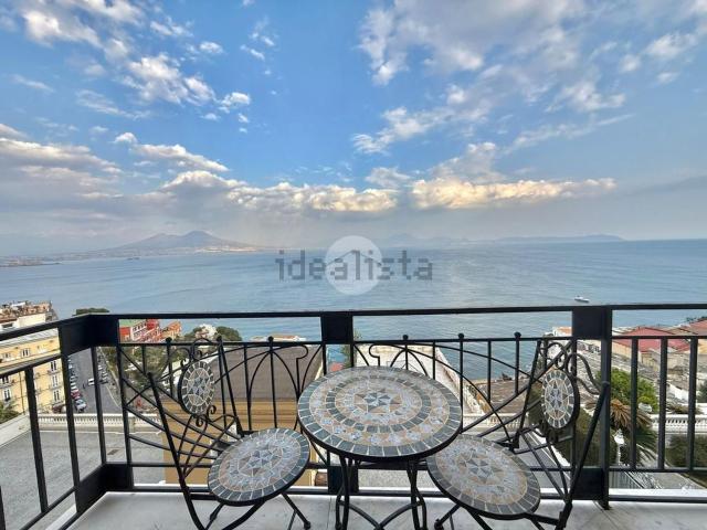 Appartamento in affitto di 91 m² in Via Posillipo, 239
