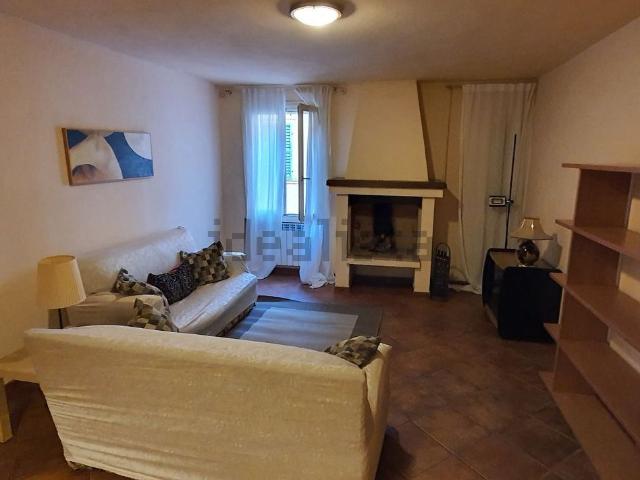 Appartamento in affitto di 92 m² in Corso adriano
