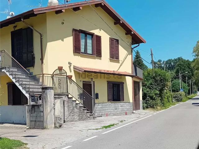 Appartamento in affitto di 92 m² in Via Antonio Sist, 201