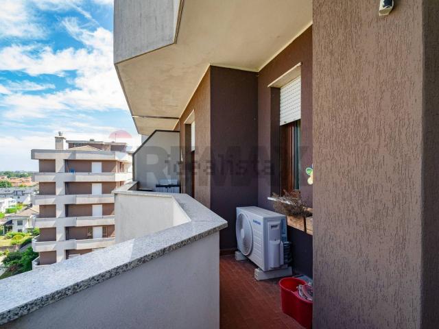 Appartamento in affitto di 92 m² in Via Arluno, 8