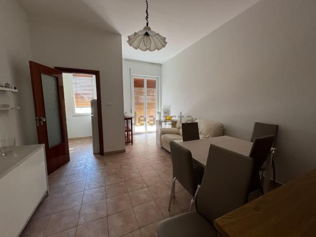 Appartamento in affitto di 92 m² in Via del Milite Ignoto, 48