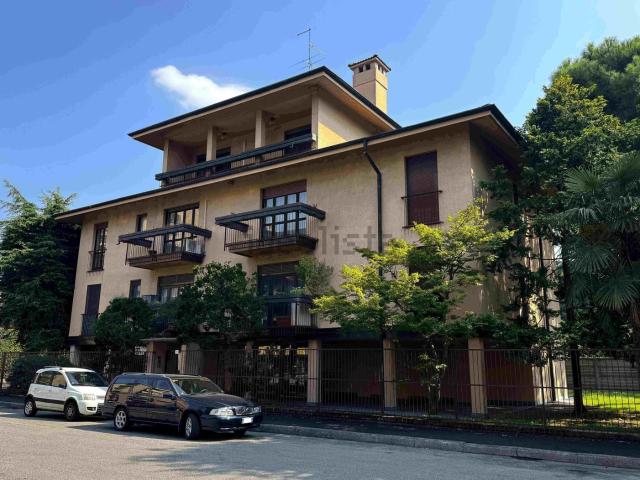 Appartamento in affitto di 92 m² in Via El Alamein, 15