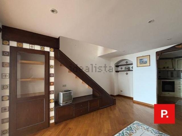 Appartamento in affitto di 92 m² in Via Ferdinando Russo, 34