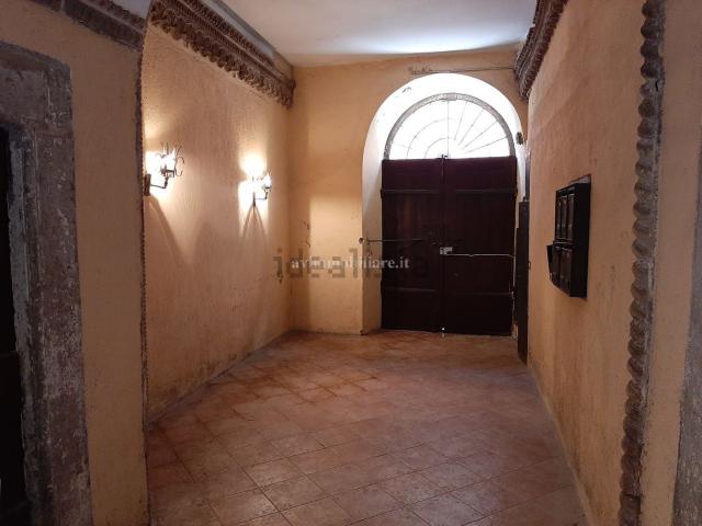 Appartamento in affitto di 92 m² in Via Saffi