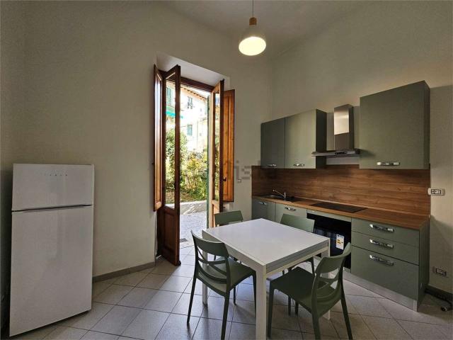 Appartamento in affitto di 92 m² in Via Senese, 195