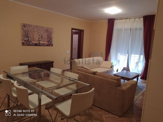 Appartamento in affitto di 92 m²
