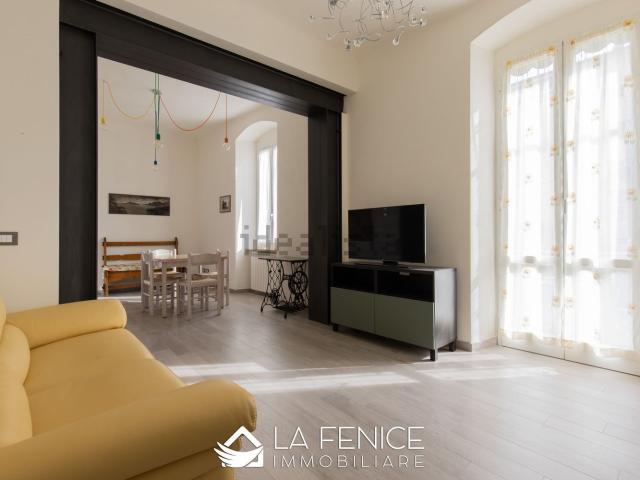 Appartamento in affitto di 97 m² in Via BARACCHINI, 102