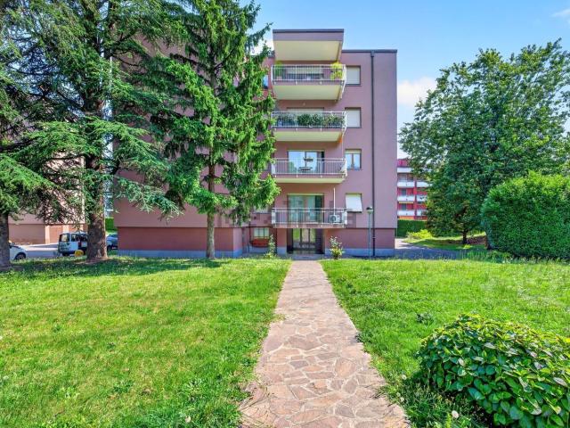 Appartamento in affitto di 97 m² in Via G. Matteotti, 25