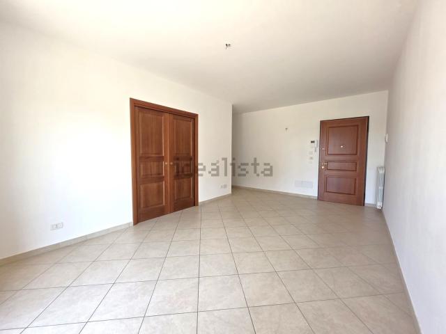 Appartamento in affitto di 97 m² in Via Madonna di Pompei, 148