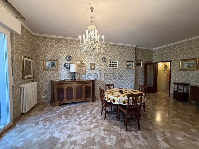 Appartamento in affitto di 97 m²