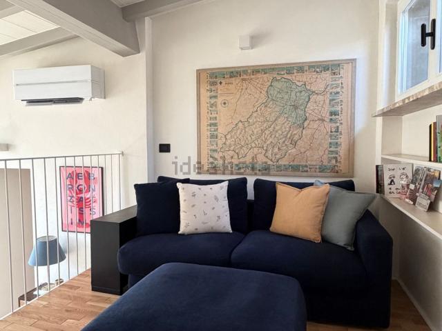 Appartamento in affitto di 94 m² in Borgo Guazzo, 8