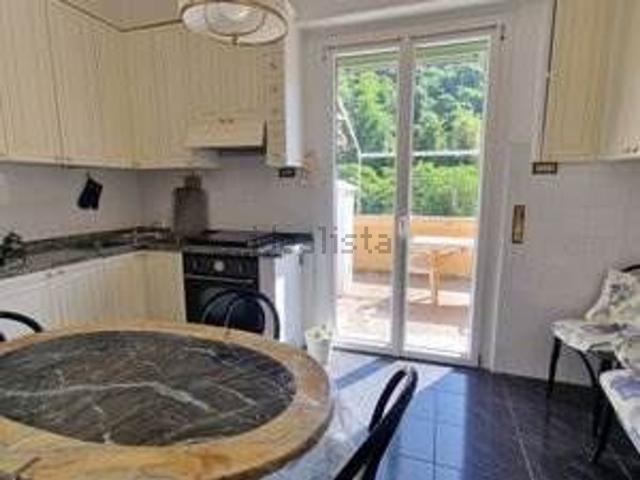 Appartamento in affitto di 94 m² in Via Bolzaneto, 18