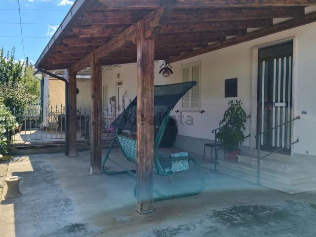 Appartamento in affitto di 94 m² in Via Fontana dei Conti, 53