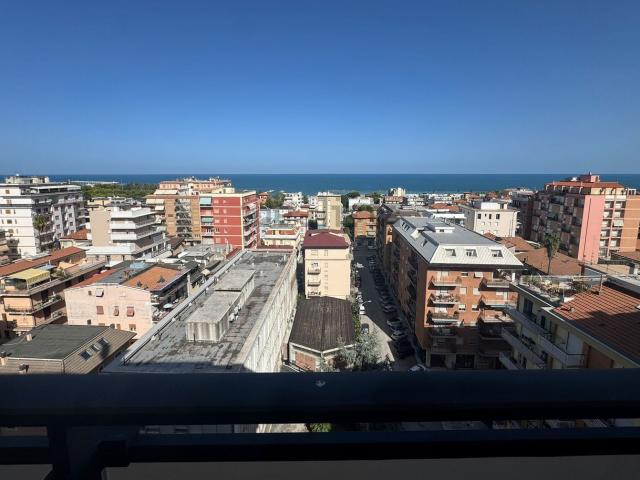Appartamento in affitto di 94 m² in Viale Alcide De Gasperi