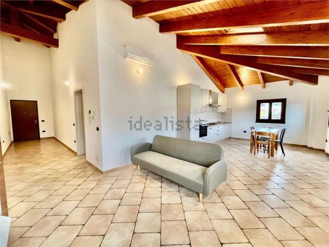 Appartamento in affitto di 94 m²
