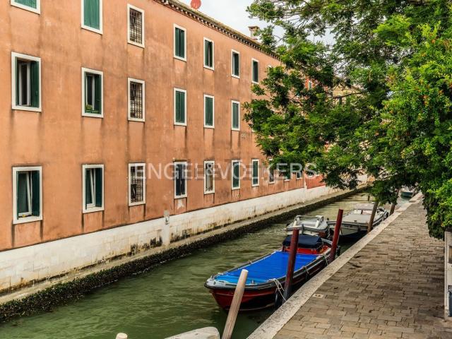 Appartamento in affitto di 95 m² in Calle San Cosmo