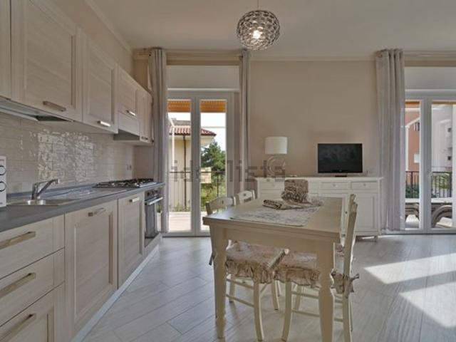 Appartamento in affitto di 95 m² in Via Ville Nuove, 11