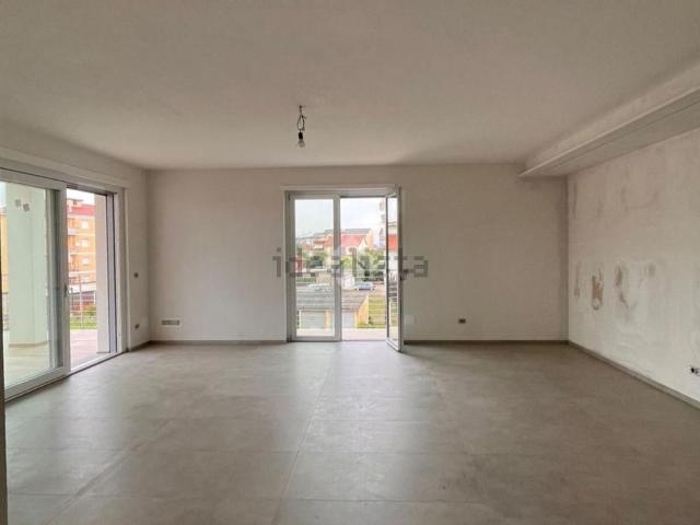 Appartamento in affitto di 95 m² in Via Vittorio Emanuele II, 107