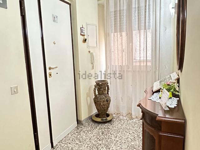 Appartamento in affitto di 95 m² in Via Basilicata