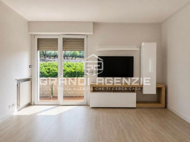Appartamento in affitto di 95 m² in Via Benedetto Rizzoni, 14