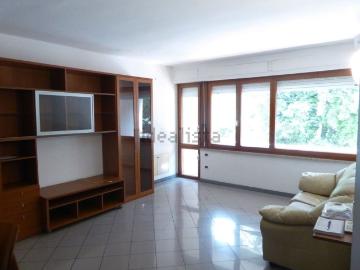 Appartamento in affitto di 95 m² in Via Cecconi