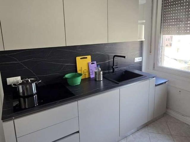 Appartamento in affitto di 95 m² in Via del Brennero, 42