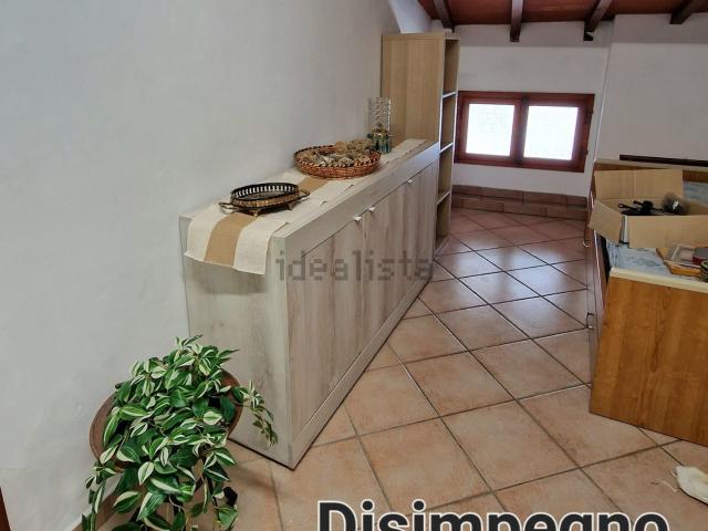 Appartamento in affitto di 95 m² in Via della Villa Demidoff