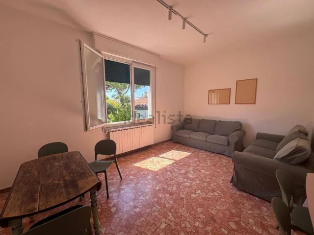 Appartamento in affitto di 95 m² in Via delle Quattro Fontane