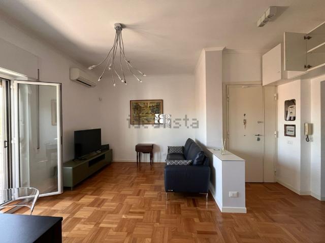 Appartamento in affitto di 95 m² in Via di Porta Latina