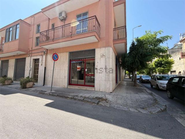 Appartamento in affitto di 95 m² in Via Francesco Baracca, 37